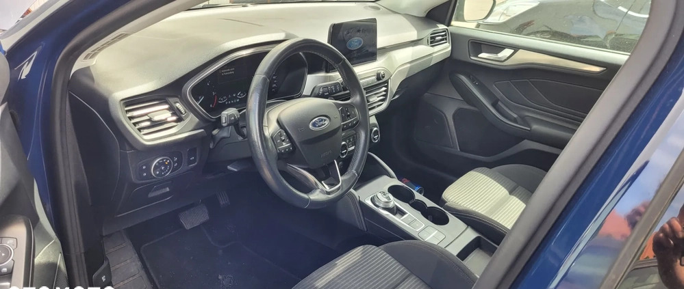 Ford Focus cena 34900 przebieg: 184000, rok produkcji 2019 z Warszawa małe 29